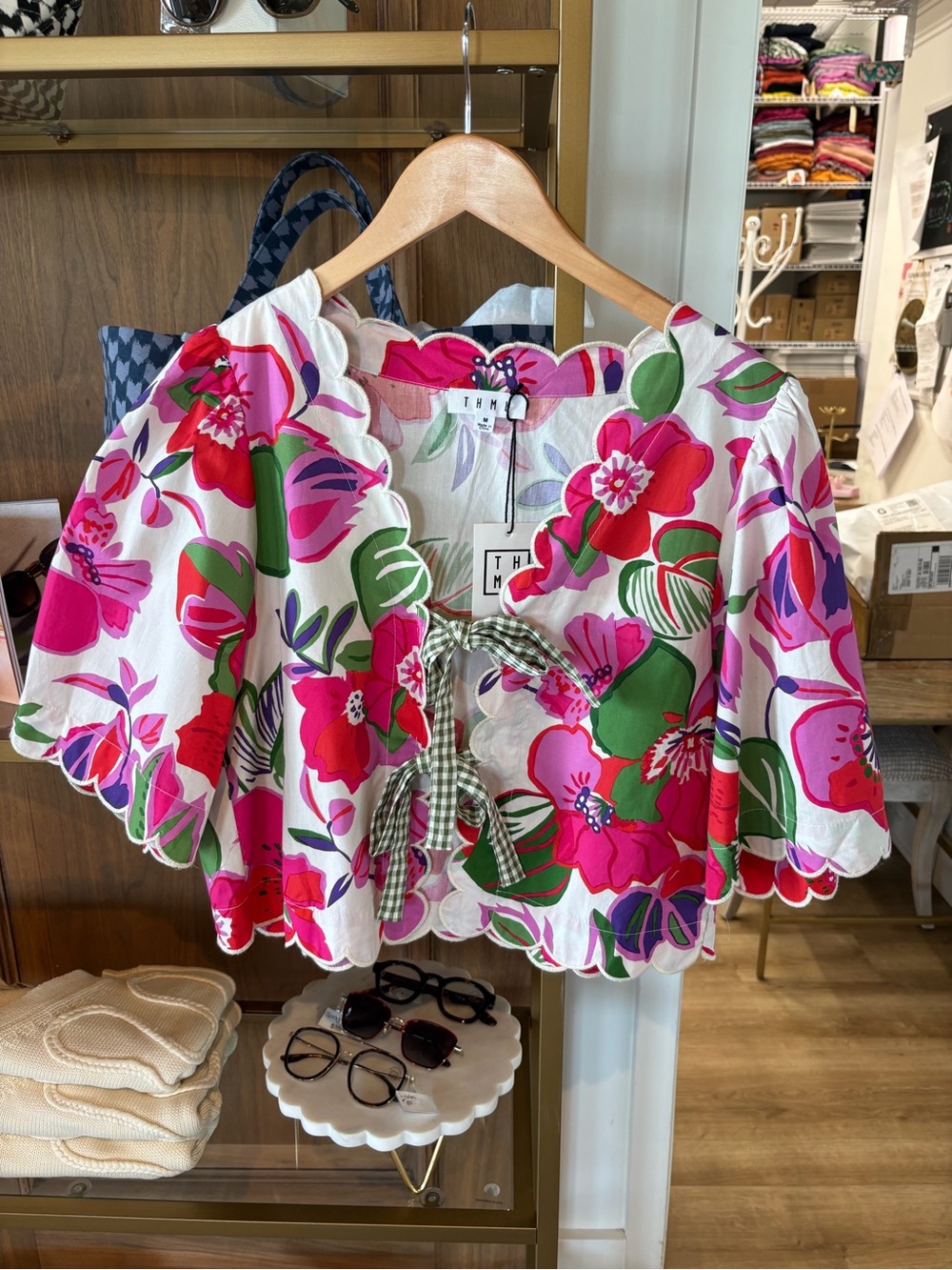 THML White Floral Tie-Front Crop Blouse in Pink & Green - Picture 1 of 3